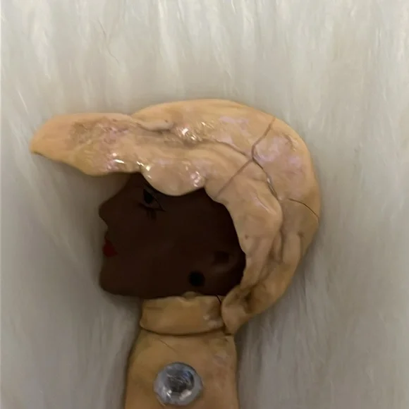 Hand Design Face Brooch Pendant